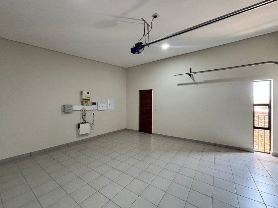 To Let 3 Bedroom Property for Rent in Helderzicht Eco Estate North West